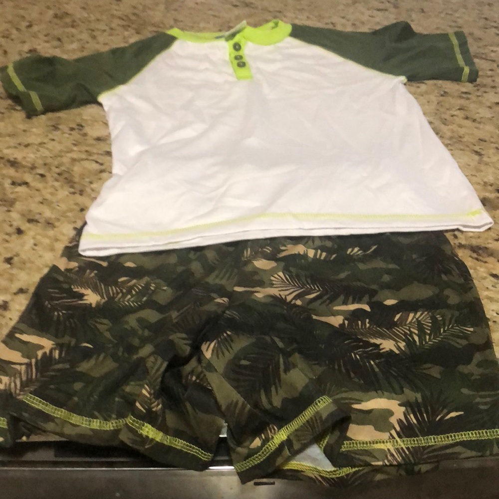 Boys PJ’s size 7/8